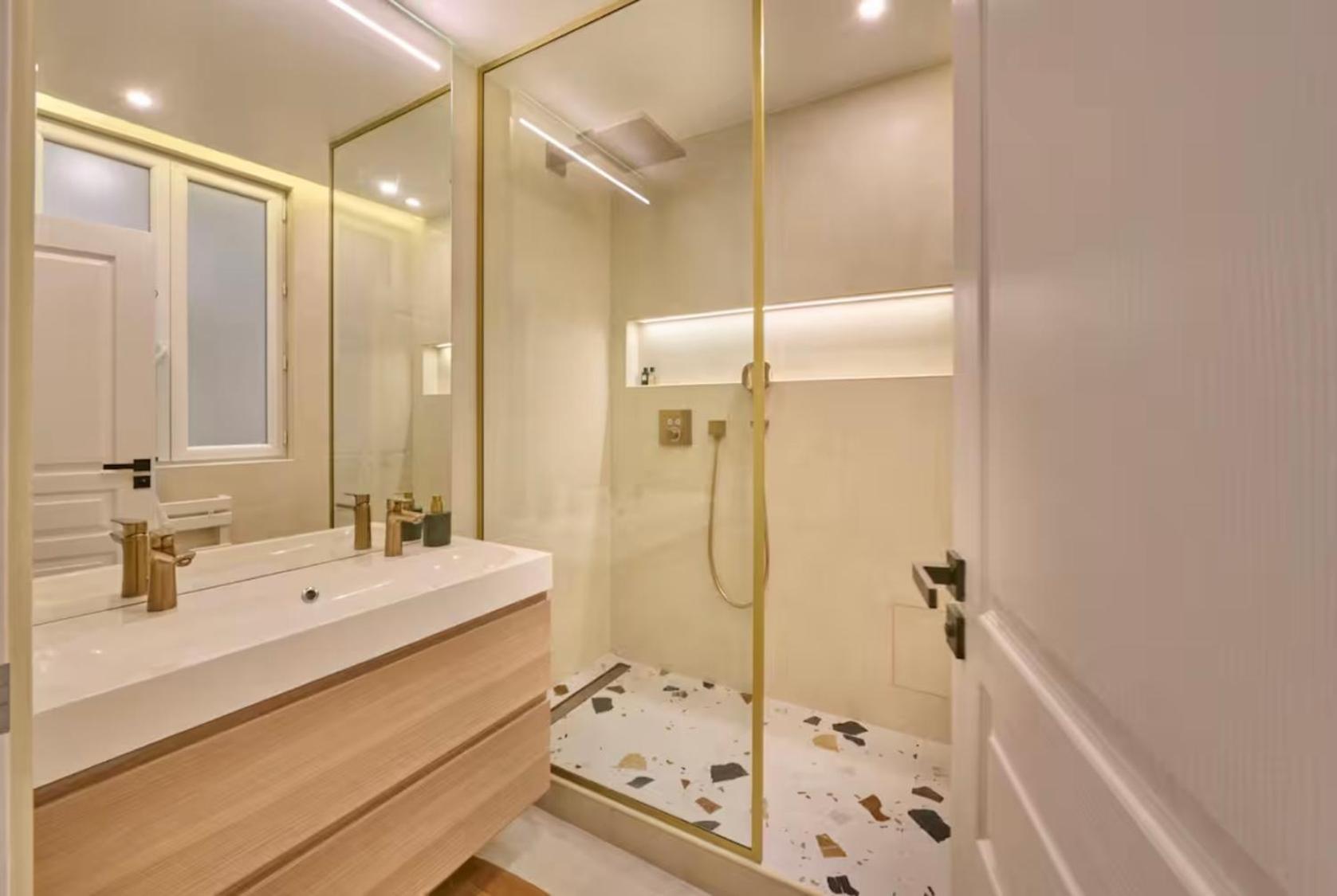 Beach - Kitchen - Wifi - Air Conditioning - Center - Tram Nice Exteriör bild